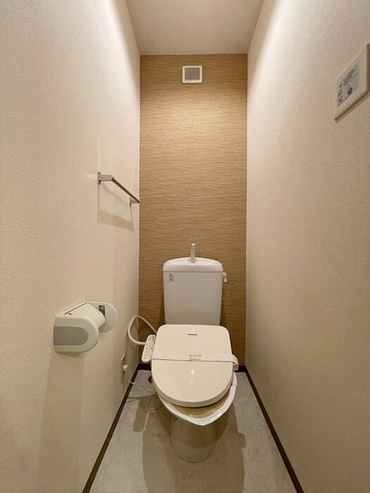 物件内観写真13　(トイレ)