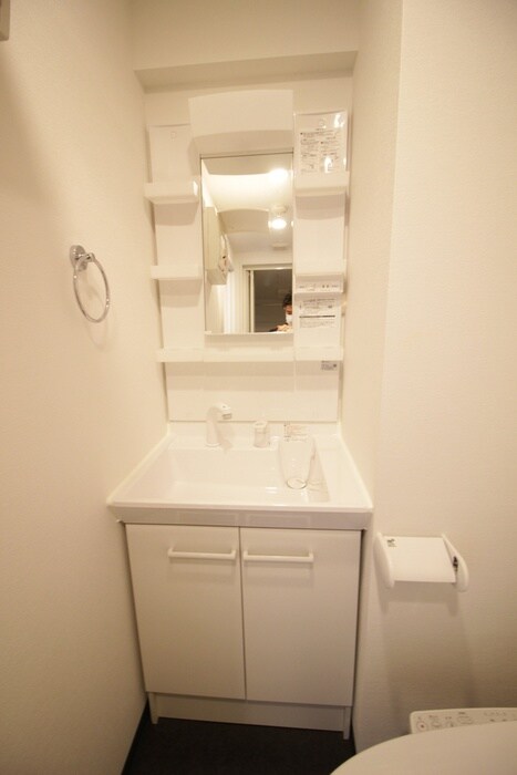 物件内観写真11　(洗面)