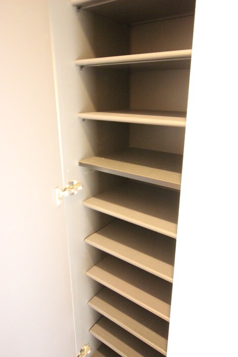 物件内観写真16　(靴箱)