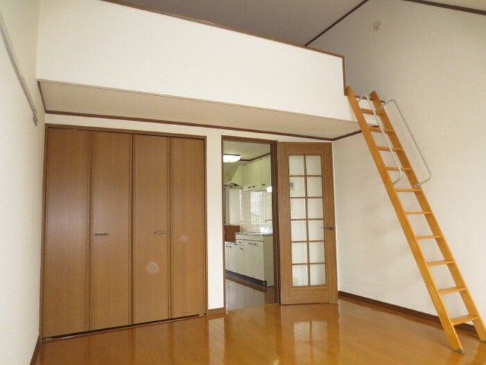 物件内観写真7　(居室)