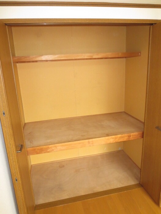 物件内観写真11　(収納)