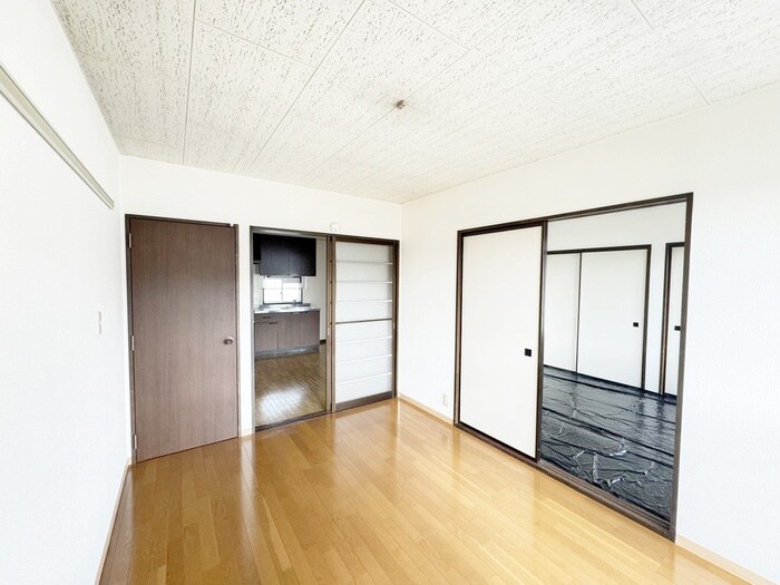 物件内観写真16　(居室)