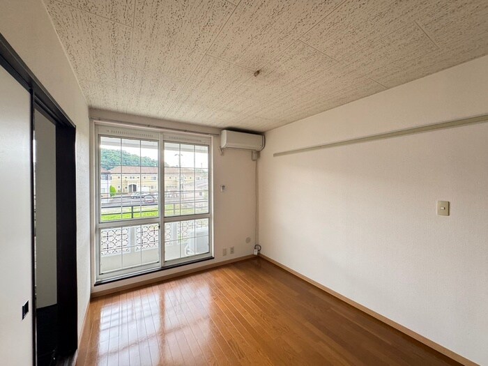 物件内観写真17　(居室)