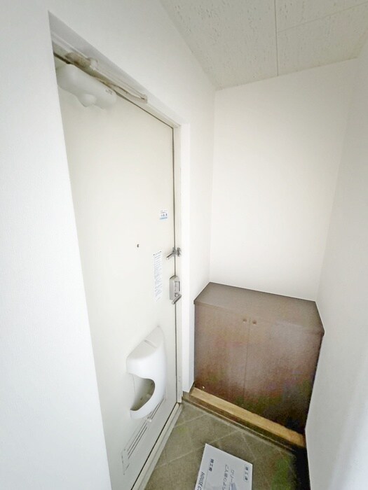 物件内観写真22　(玄関)