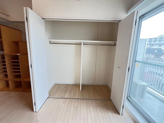 物件内観写真11　(収納)