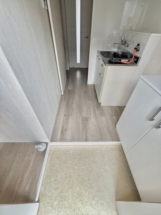 物件内観写真17　(玄関)