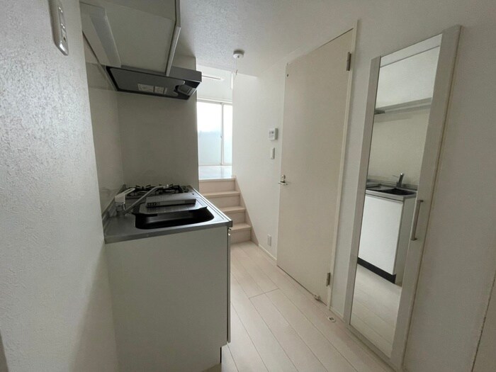 物件内観写真17　(廊下)