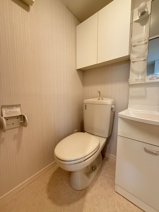 物件内観写真12　(トイレ)