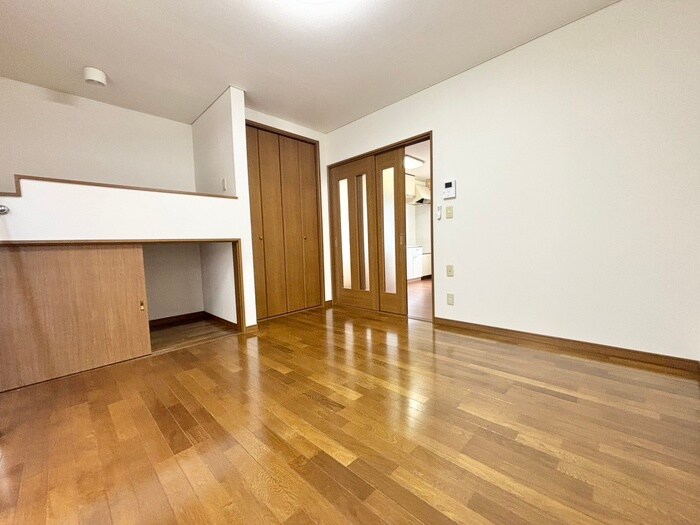 物件内観写真8　(居室)