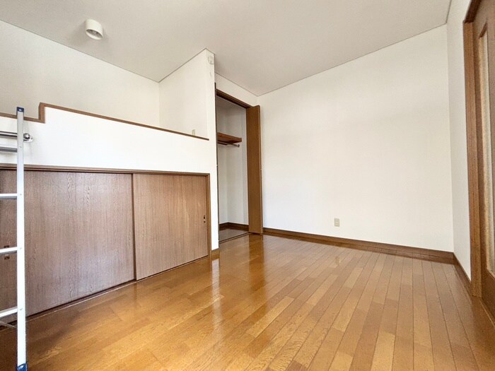 物件内観写真8　(居室)