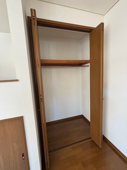 物件内観写真10　(収納)