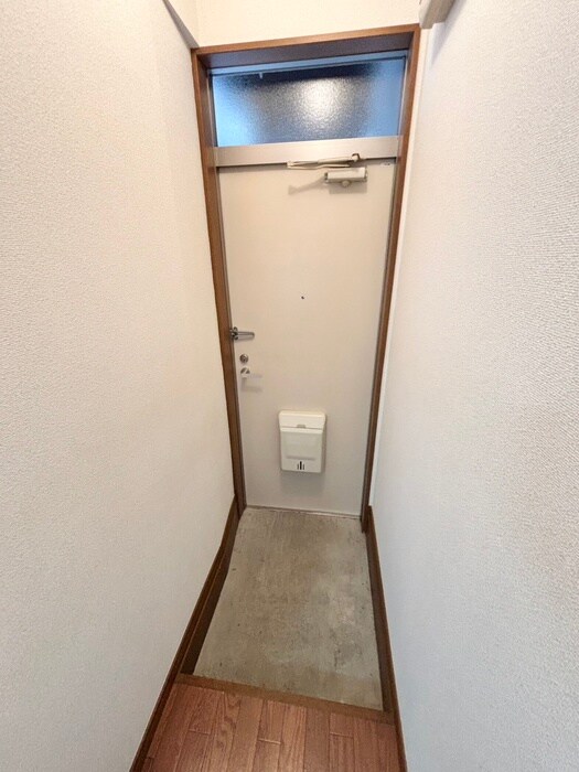 物件内観写真19　(玄関)