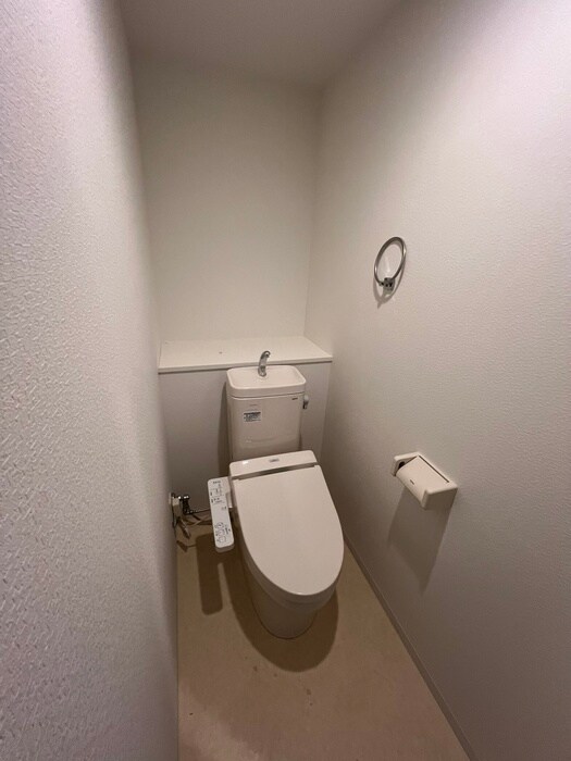 物件内観写真14　(トイレ)