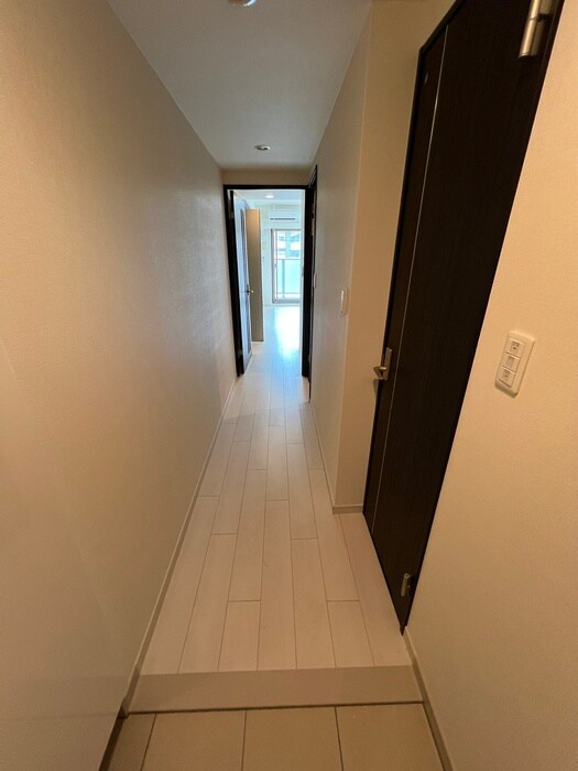 物件内観写真18　(廊下)