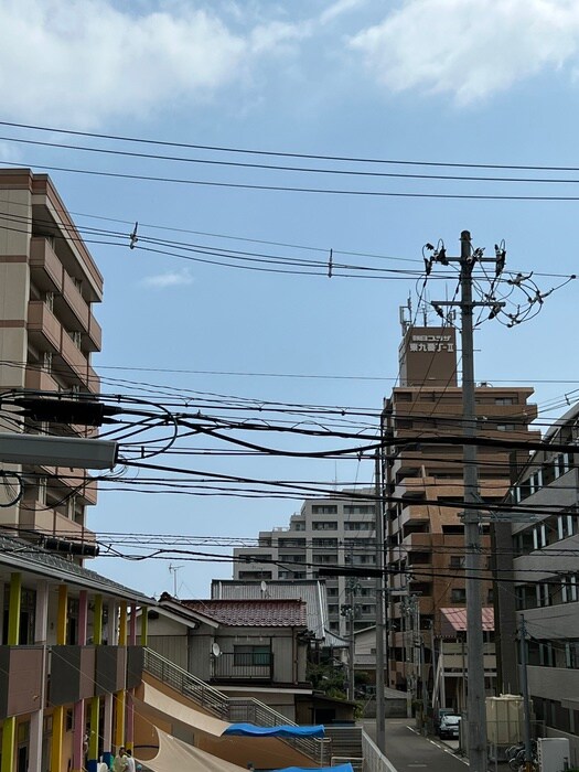 物件内観写真22　(室内からの展望)