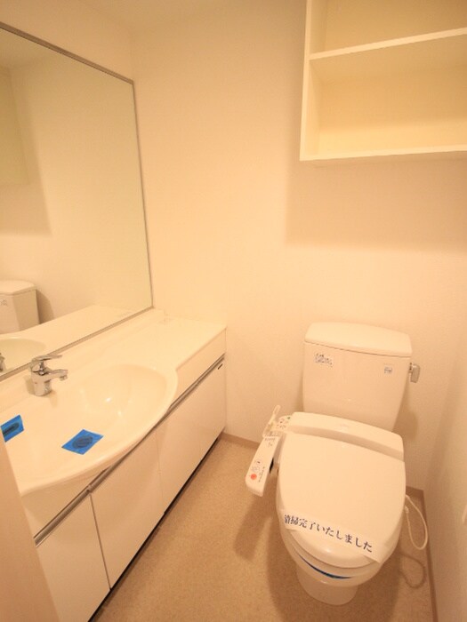 物件内観写真12　(トイレ)