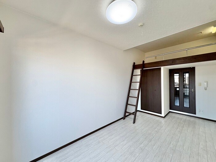 物件内観写真16　(居室)