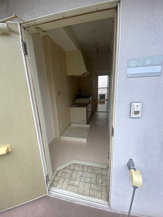 物件内観写真19　(玄関)