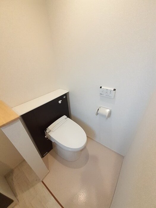 物件内観写真10　(トイレ)