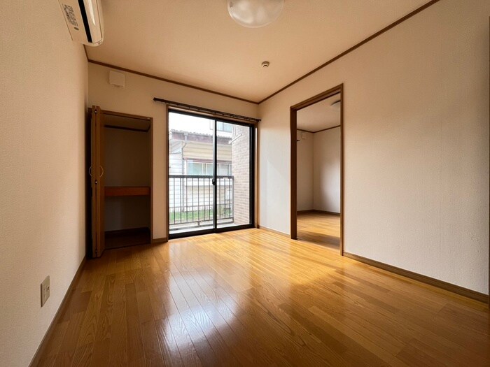 物件内観写真7　(居室)