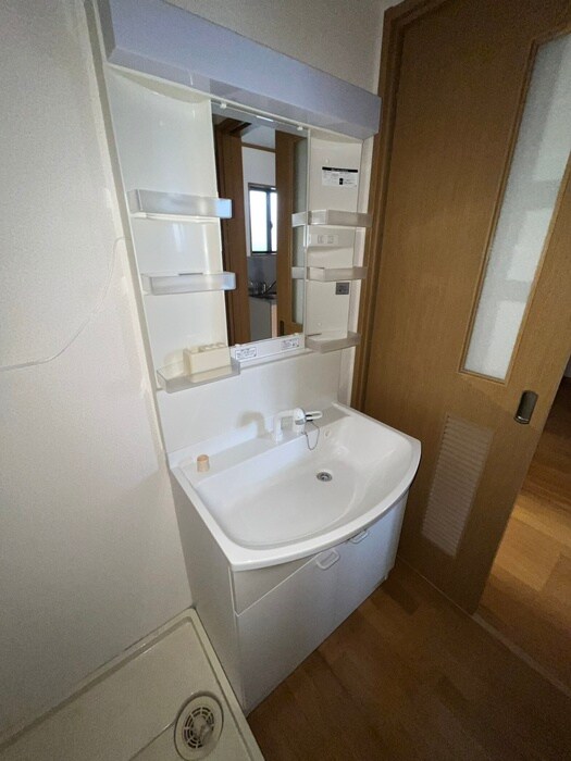 物件内観写真12　(洗面)