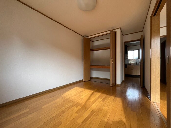 物件内観写真18　(居室)