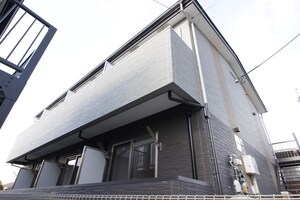 シャトーレイネB棟外観写真