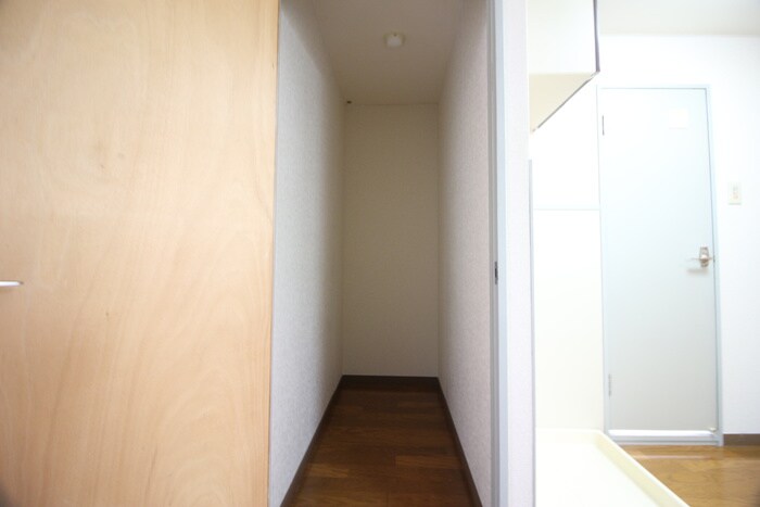 物件内観写真22　(収納)