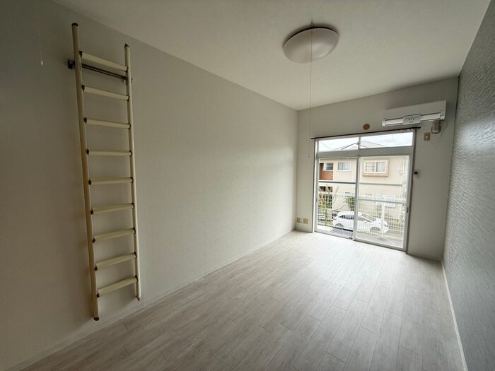 物件内観写真9　(居室)