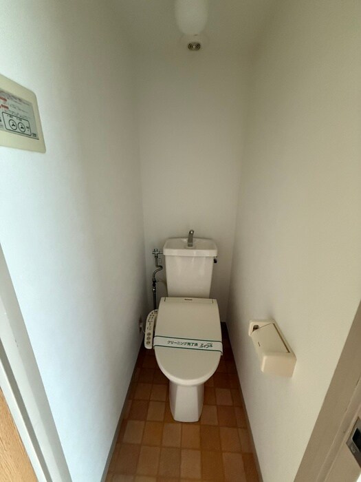 物件内観写真12　(トイレ)