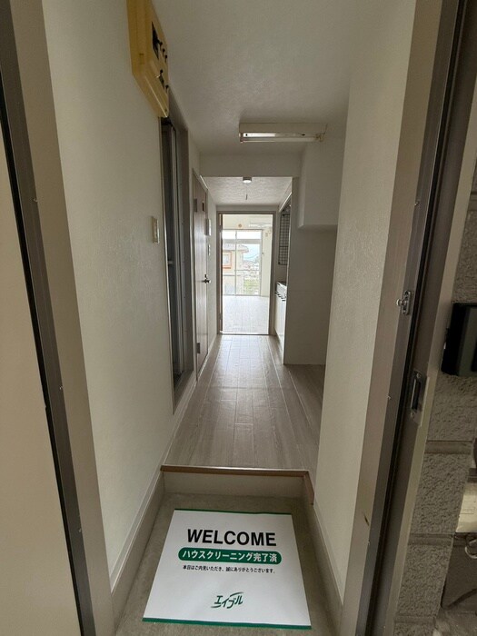 物件内観写真21　(廊下)