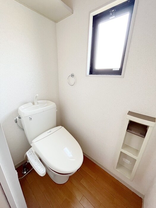 物件内観写真12　(トイレ)