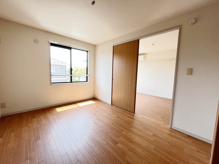 物件内観写真17　(居室)