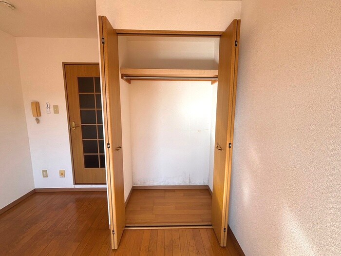 物件内観写真10　(収納)