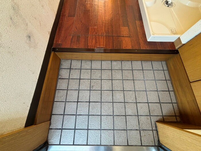 物件内観写真20　(玄関)