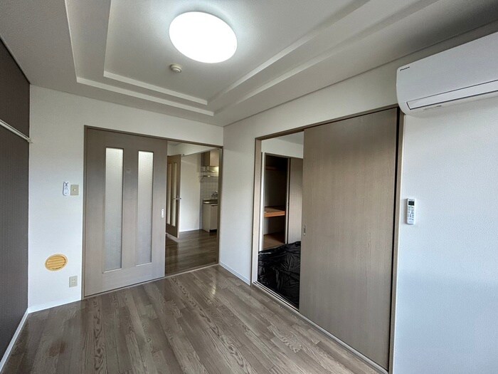 物件内観写真9　(居室)