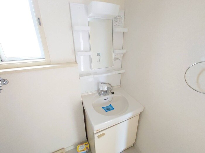 物件内観写真15　(洗面)