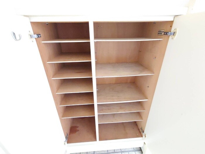 物件内観写真18　(靴箱)