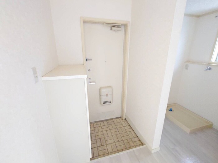 物件内観写真20　(玄関)