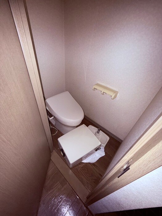 物件内観写真12　(トイレ)