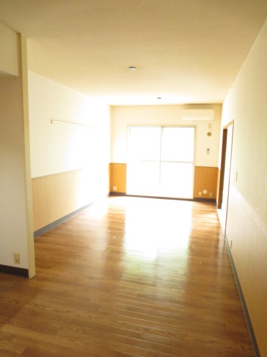 物件内観写真10　(居室)