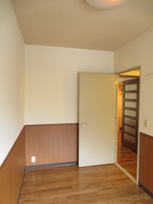 物件内観写真16　(居室)