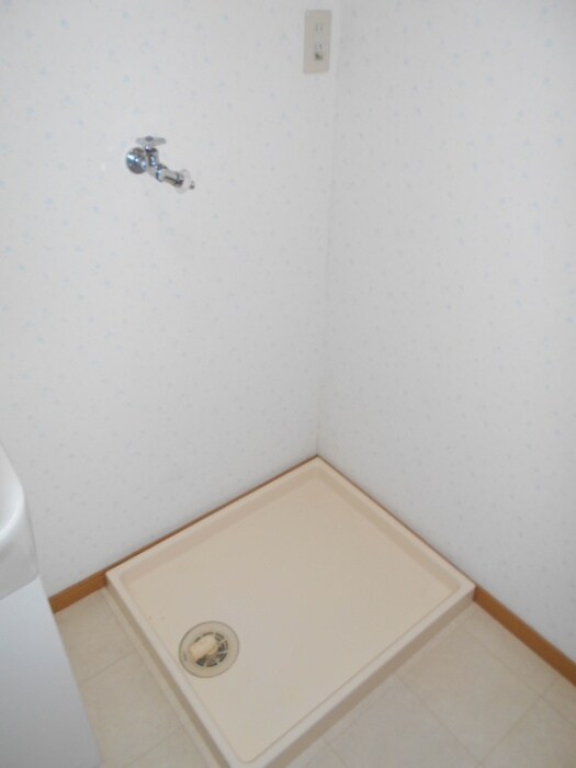 物件内観写真19　(洗濯機置場)