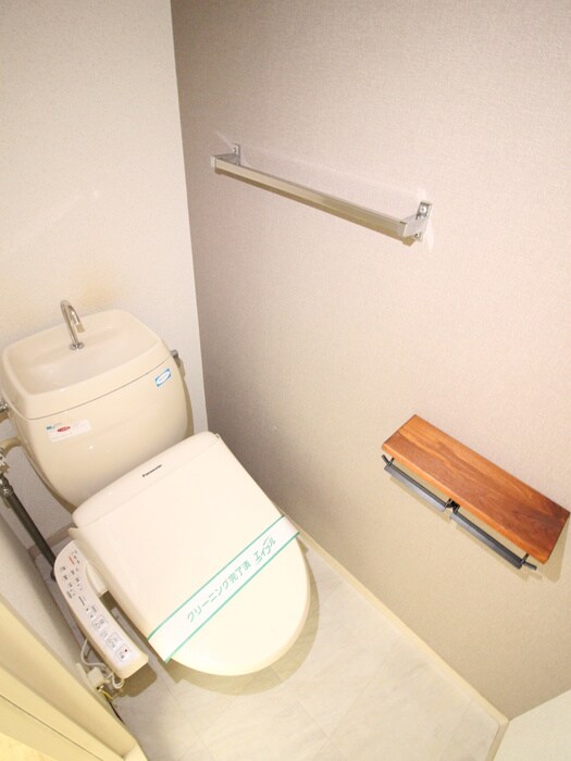 物件内観写真12　(トイレ)