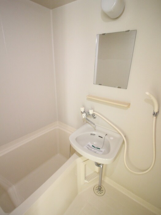 物件内観写真13　(バス／シャワールーム等)