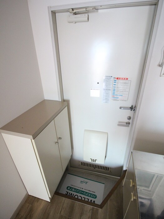 物件内観写真20　(玄関)