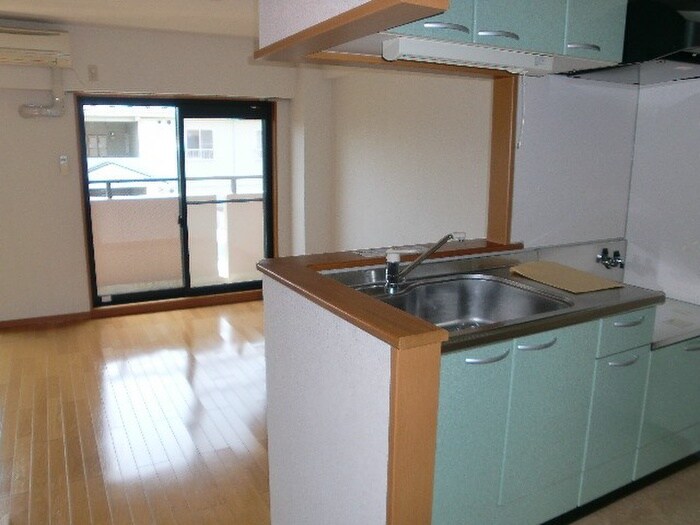 物件内観写真9　(キッチン)