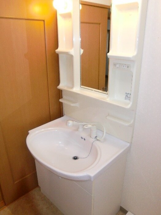 物件内観写真10　(洗面)