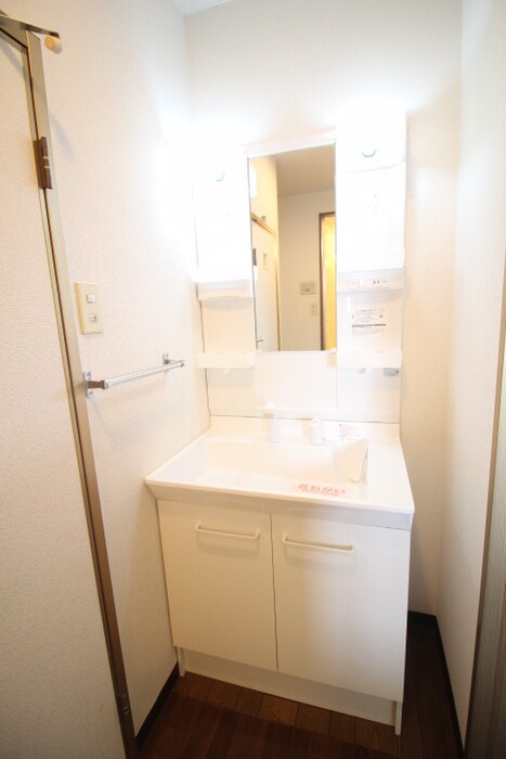 物件内観写真12　(洗面)