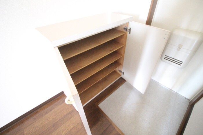 物件内観写真18　(靴箱)